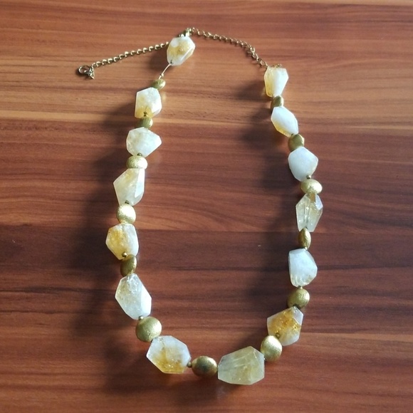 Jewelry - Gold toned stone necklace